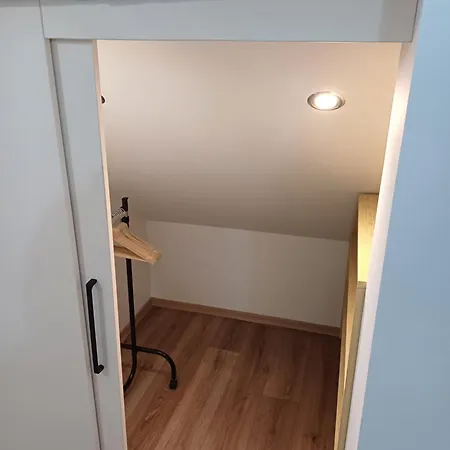 Loft Apartment *